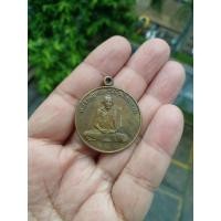 ราคา เหรียญหลวงพ่อกวย น่าสะสม (27012080960)