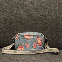 ราคา used Cath kidston‼️ กระเป๋า Cath kidston มือสอง สภาพดี (16192111508)