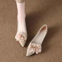 ราคา รองเท้าส้นเตี้ยหัวแหลมสำหรับผู้หญิง มีลายดอกไม้สวยงาม ไซส์ 35-41 (43214898617)