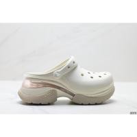 ราคา รองเท้า Crocs Little Dolphin Air Cushion Hole (48507974530)