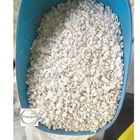 ราคา หินเกล็ด สีขาว สำหรับโรยหน้ากระถาง ขนาด 500g./ถุง (7453568517)