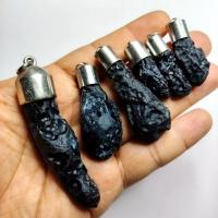 ราคา เหมาขายส่ง จี้สะเก็ดดาวโปร่งแสง หรืออุลกมณี จำนวน 5 ชิ้นความยาว3.5-7.7ซม. น้ำหนักรวม 72กรัม (24657447484)
