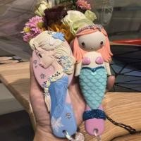 ราคา หวีลดไฟฟ้าสถิตย์ หวีลายเจ้าหญิง (1496454077)