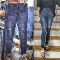 ราคา กางเกงยีนส์ขายาว สีเข้ม ทรงสกินนี่ ผ้ายืด! ขาดเข่านิดๆ (1245082097)
