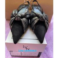 ราคา รองเท้าLyn สีดำ size 39 ราคาปกติ 2,190บาท ขาย 699บาทรวมส่งems line sawitree.s (8211458618)