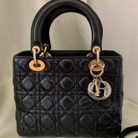ราคา ใหม่Lady dior Medium แท้ % (9″ W x 8″H x 4″D) รุ่น vintage หนังแกะแท้ (7428933704)