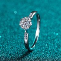 ราคา Relaya gem แหวนเพชรโมอีส ฝังเพชร 30 ตังค์ เงินแท้ 925 ชุบทองคำขาว14k (41272882662)