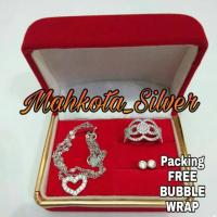 ราคา กล่องเครื่องประดับ สร้อยคอ แหวน ต่างหู ของขวัญพิเศษสําหรับทอง เงิน เงิน เงิน เครื่องประดับ (8329087346)