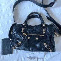 ราคา ส่งต่อ Balenciaga mini city 2016 สีดำหมุดทอง รุ่นฮิต (16893658314)
