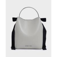 ราคา ส่งต่อกระเป๋า Charles & Keith Velvet Bow Detail Bucket Bag แท้ (19134470416)
