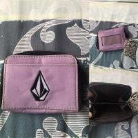ราคา Volcom Stone Coin Purple Wallet (11701645092)