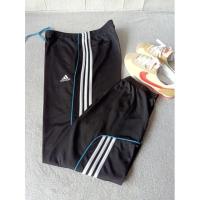 ราคา กางเกงวอร์มadidasมือสองแท้เอว30ยืดสุด40 (18430776502)