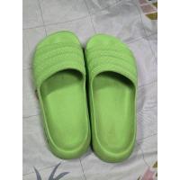 ราคา รองเท้า adidas ของแท้ (มือ2) (26384613914)