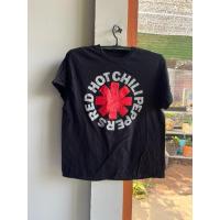 ราคา เสื้อวงมือสอง เสื้อวง Red Hot size M มือ2 (49459100403)