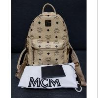 ราคา กระเป๋า backpack MCM mini ของแท้ปี 17 สภาพดี เพลทยังไม่แกะ ไม่ดูดสี ภายในสะอาด ไม่มีตำหนิ อุปกรณ์ ถุงผ้า ถุงกระดาษ การ์ด (1509826783)