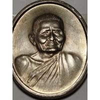 ราคา เหรียญหลวงปู่แหวนสุจิณโณพระราชทานเพลิงศพปี 2530 เนื้ออัลปาก้าพระสร้างน้อยสวยและหายาก (46106263205)