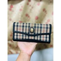 ราคา กระเป๋าสตางค์มือสอง Daks Londonแท้ (25011274435)