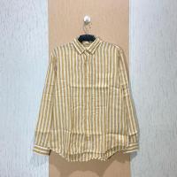 ราคา KEMEJA GU Linen Shirt by UNIQLO / เสื้อเชิ้ต Uniqlo Unisex / Size M (44554066685)