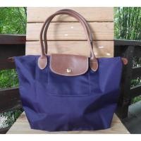 ราคา Longchamp size S หูยาว มือสอง แต่เหมือนใหม่ เก็บลืมนอนตู้ อะไหล่ทอง สีม่วงเข้ม ของแท้ (5046945108)