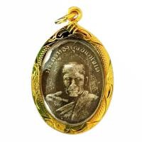 ราคา เหรียญหลวงพ่อทองสุข วัดโตนดหลวง จ.เพชรบุรี พร้อมเลี่ยมกรอบทองไมครอนอย่างดี (11437090575)