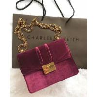 ราคา Ck push lock กํามะหยี่ charles และ keith (9036165135)