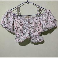 ราคา เสื้อครอป ลายดอก เปิดไหล่ แขนตุ๊กตา (27676112296)