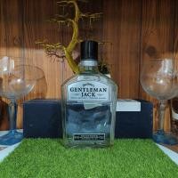 ราคา Vỏ chai rượu ngoại Gentleman Jack Xuất xứ Mỹ thể tích 700mL trưng bày decor (chai rỗng) (52354459774)