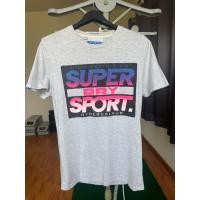 ราคา เสื้อยืดคอกลมผู้ชาย superdry มือสองของแท้ 100% (50106202157)