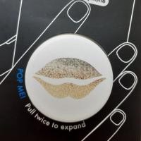 ราคา PopSockets Gold Lips (51710424528)