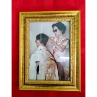 ราคา รูปภาพสมเด็จย่าทรงพระเครื่องใหญ่ในหลวงรัชกาลที่9 ขนาด5*7นิ้ว ตั้งได้ (55160490072)