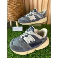 ราคา รองเท้าผ้าใบเด็ก New balance 14 cm. มือสองของแท้ (49255552036)