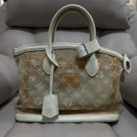 ราคา Louis Vuitton Monogram Transparence Lockit bag กระเป๋าหลุยส์ มือสอง (50055675189)