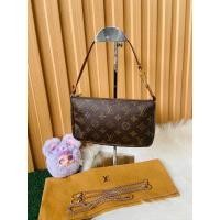 ราคา lvพอชแท้วินเทจปี01สภาพใช้งาน (29210482281)