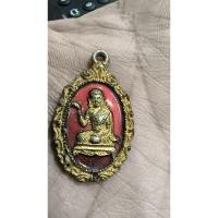 ราคา เหรียญนางกวักหลังสาริกาคู่กะไหล่ทองลงยาสีแดง (28965513910)
