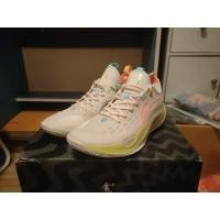 ราคา รองเท้าบาส(มือสอง)size9.5/43 (46956234928)
