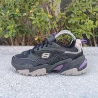 ราคา Skechers​มือสอง​ของเเท้​size​37​.5/24.5​cm (25958606954)