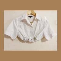 ราคา เสื้อเอวจั๊มสีขาว (1323639106)