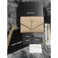 ราคา ysl envelope clutch ของแท้ สีเบจ!!! (19021677408)