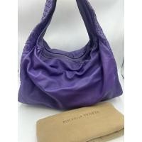 ราคา BOTTEGA VENETA ROYAL PURPLE XL INTRECIATTO HOBO TOTE แท้ มือสอง (51800396113)