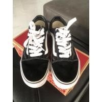 ราคา Vans old skool มือ2 ของแท้สภาพเหมือนใหม่ (23975913277)
