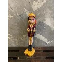 ราคา **Used*ตุ๊กตาEver After High : Lizzie Heart♥️ (25252680757)
