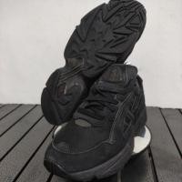 ราคา รองเท้ามือสอง Size 38/24 Adidas Torsion Black (27220594796)