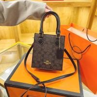 ราคา kk031 กระเป๋าสะพาย COACH Mini Cally ลาย signature ขนาด 6.5" งานปั้ม พร้อมส่ง (42307410372)