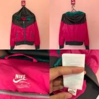 ราคา Nike (2489475297)