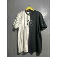 ราคา เสื้อยืดลายทาง New Era New York Yankees MLB Half (54052920333)