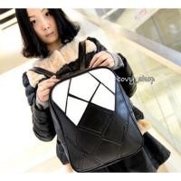 ราคา กระเป๋าเป้หนัง Givenchy พร้อมส่ง+ส่งฟรี (3554845)