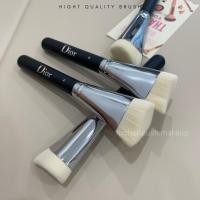 ราคา Dior15 แปรงแต่งหน้า สำหรับการลง sculpting powder คอนทัวร์ แปรงรองพื้น เครื่องสำอางค์ ช่างแต่งหน้า (23351752826)
