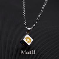 ราคา เหล็กไทเทเนียมที่ไม่ซ้ํากันโชคดีหน้ายิ้มหลายหน้าลูกเต๋าจี้สร้อยคอผู้ชายผู้หญิง (44102361666)