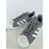 ราคา รองเท้าผ้าใบ มือสอง Adidas Superstar J Grey & White unisex ผู้ใหญ่เท้าเล็ก ขนาดเท้า 24.5 cm (25520218004)