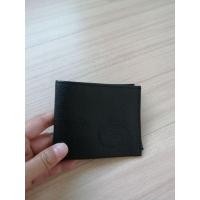 ราคา กระเป๋าสตางค์ผู้ชาย หนังสีดำ บาง น้ำหนักเบามาก มีช่องกระดุม เน้นเล็ก,บาง,เบา พกง่าย มือสองสภาพดี (51551962417)